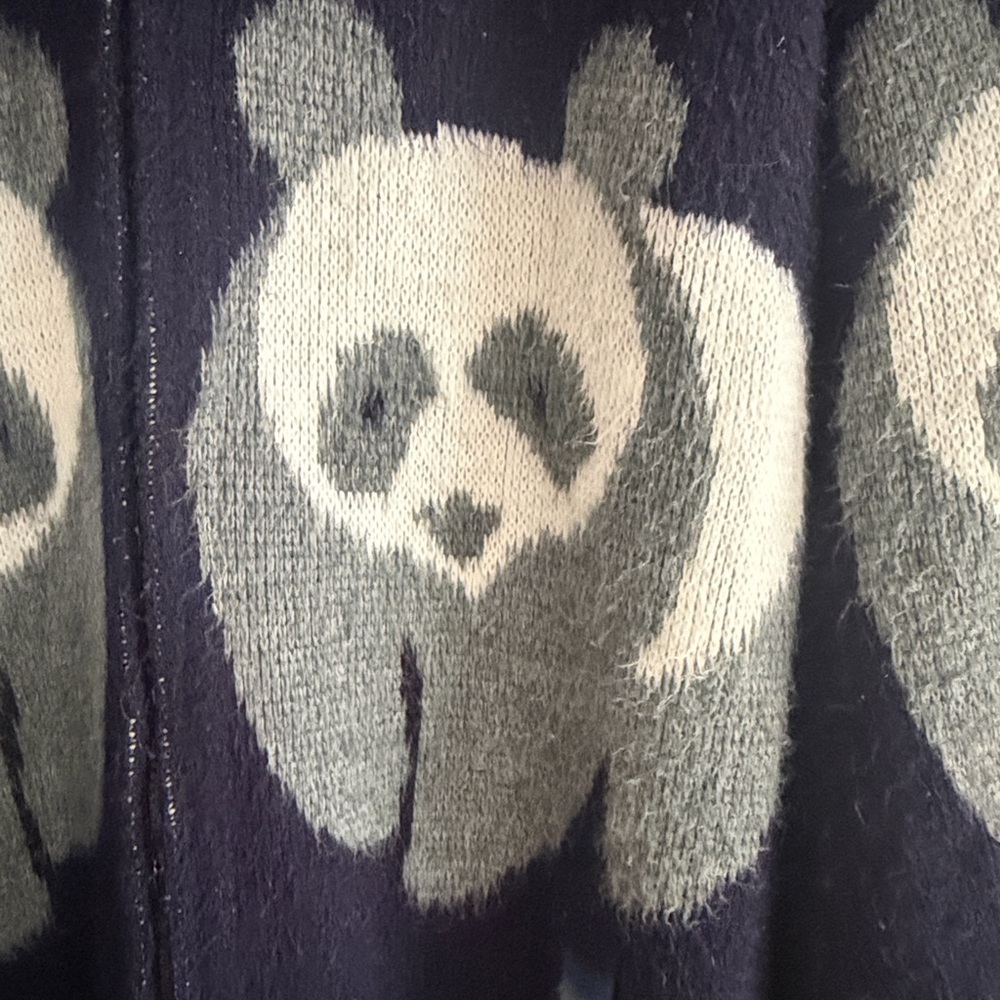 Tejidos Ruminahui Panda Sweater - Picture 6 of 12
